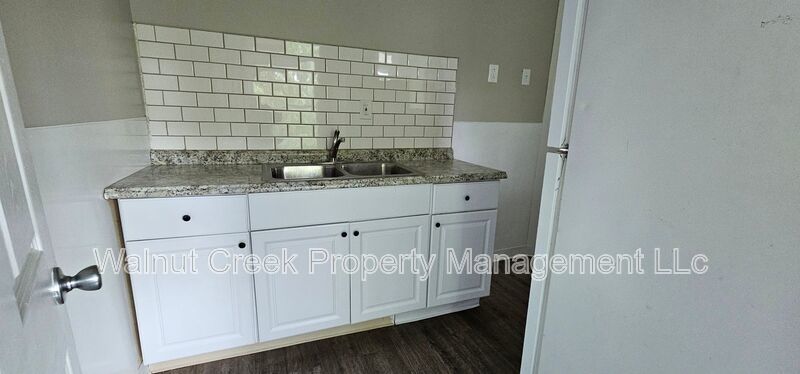 3 Bed- 2 Full Bath - Duplex property image