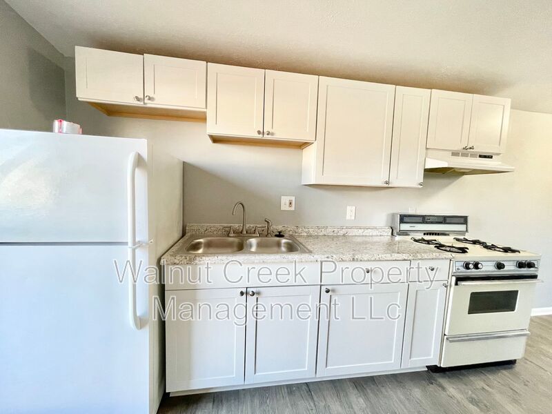 Studio Apartment - Recently Remodeled - All Utilities Included - property image