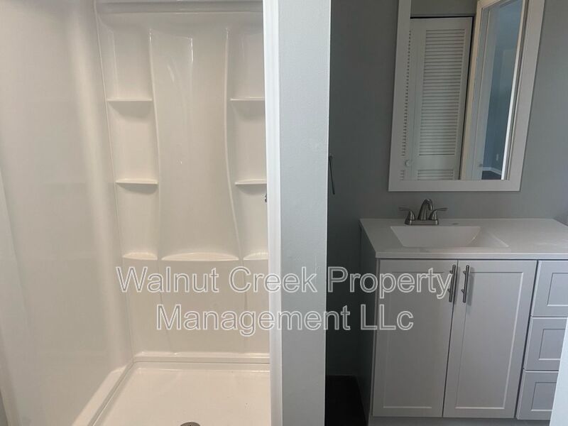 Studio Apartment - Recently Remodeled - All Utilities Included - property image