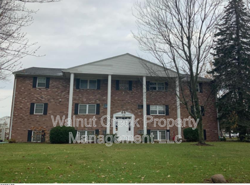 Deluxe 2 Bedroom 1 Bath In Elyria property image