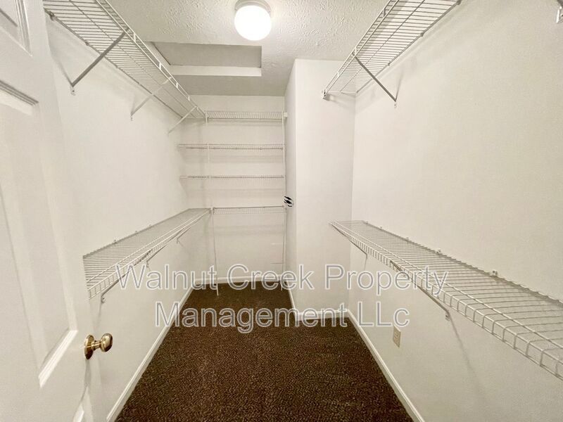 Beautiful Condo on the Water - 3 Bed - 3.5 Bath property image