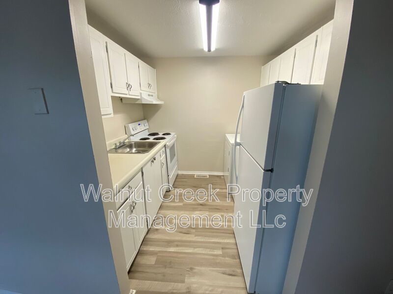 2 Bed- 1.5 Bath in Lorain property image