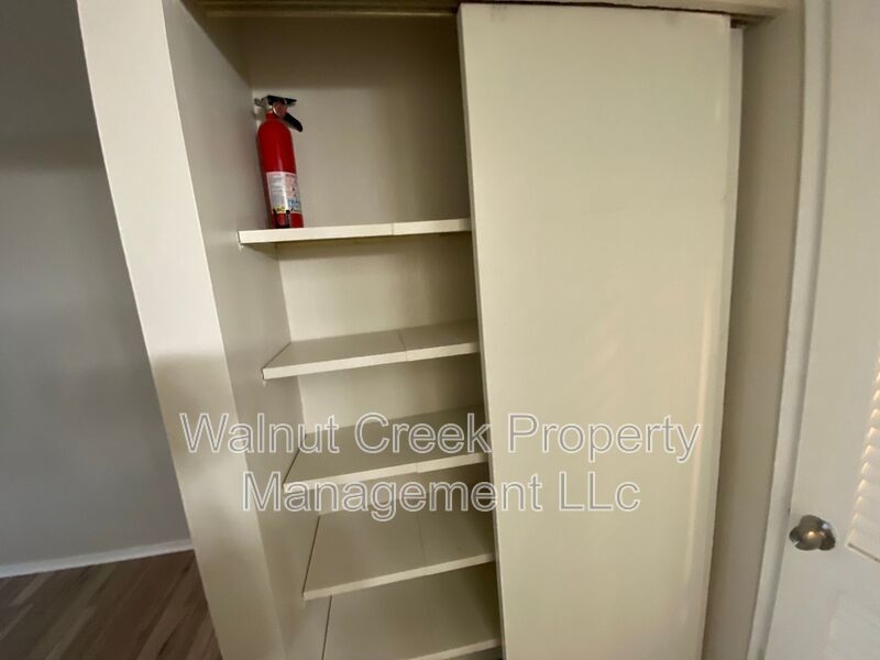 2 Bed- 1.5 Bath in Lorain property image