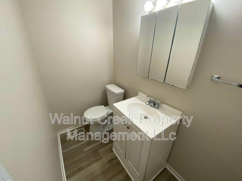 2 Bed- 1.5 Bath in Lorain property image