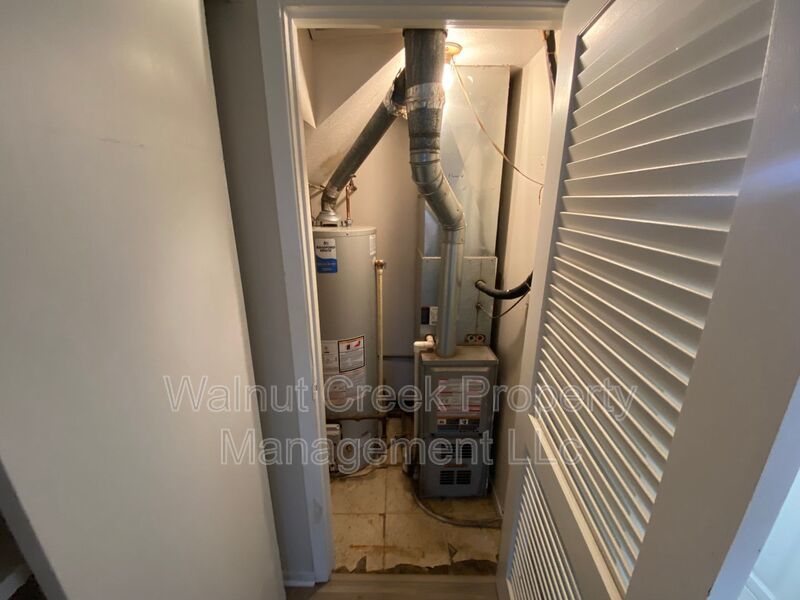 2 Bed- 1.5 Bath in Lorain property image