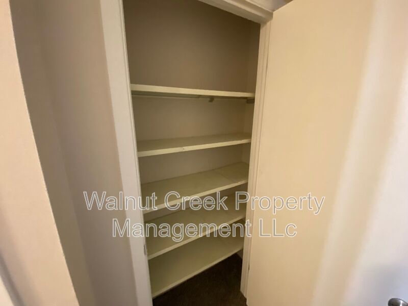 2 Bed- 1.5 Bath in Lorain property image