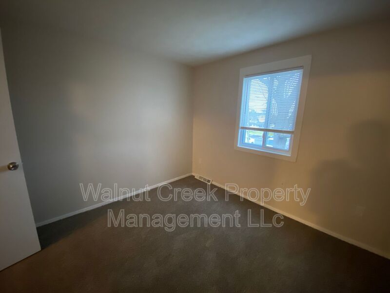 2 Bed- 1.5 Bath in Lorain property image