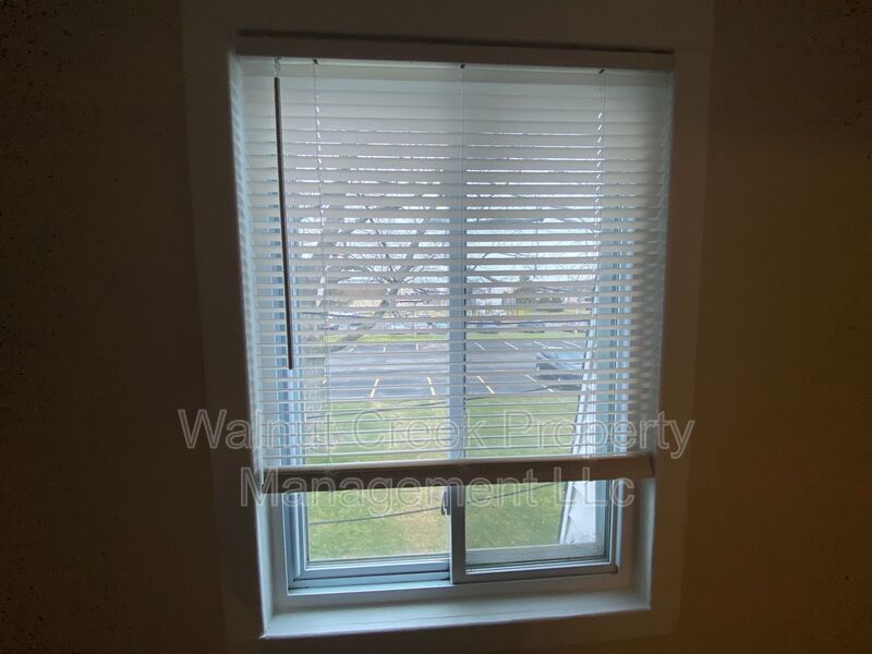 2 Bed- 1.5 Bath in Lorain property image