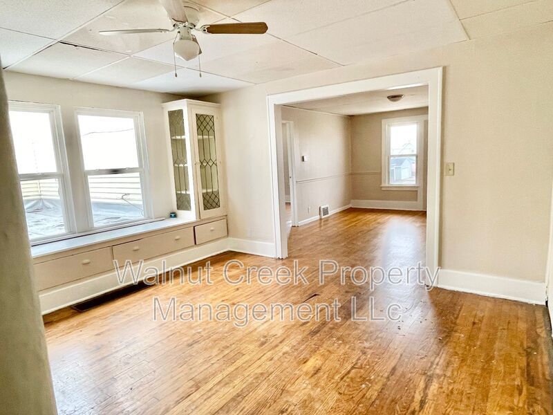 Large 2 Bedroom near the Lake! property image