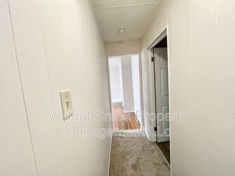 Large 2 Bedroom near the Lake! property image