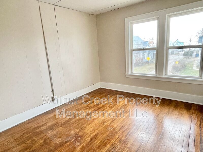 Large 2 Bedroom near the Lake! property image