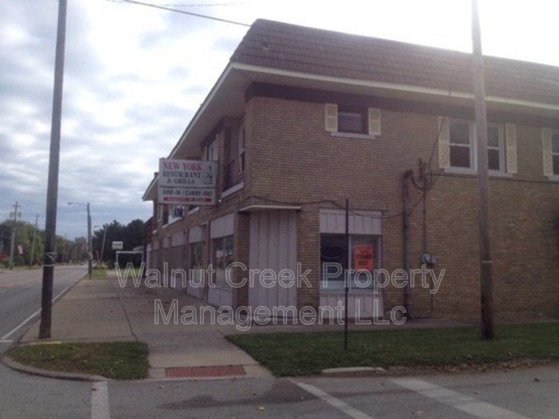 Large 2 Bedroom near the Lake! property image