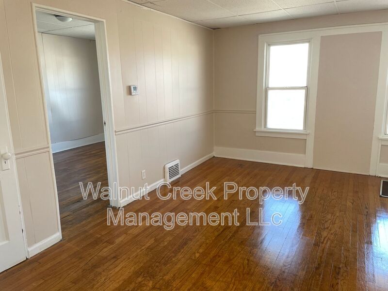 Large 2 Bedroom near the Lake! property image