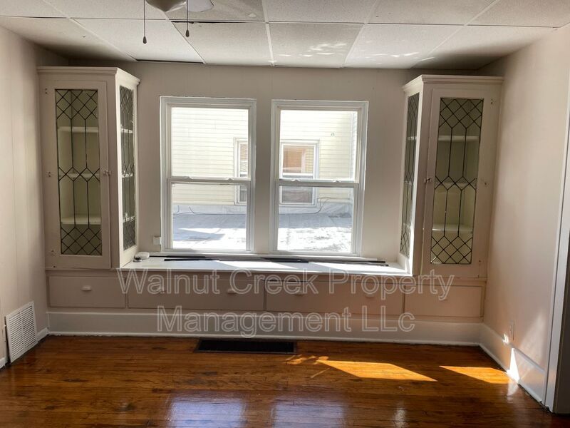 Large 2 Bedroom near the Lake! property image