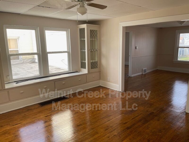 Large 2 Bedroom near the Lake! property image
