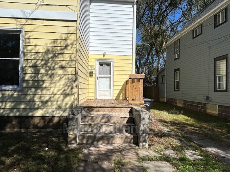2 Bed- 1 Bath Duplex in Elyria property image