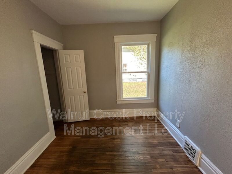 2 Bed- 1 Bath Duplex in Elyria property image