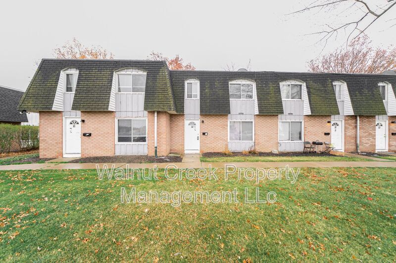2 Bed - 1.5 Bath - Townhome in Lorain property image