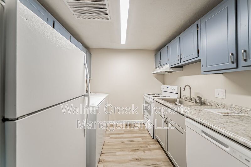 2 Bed - 1.5 Bath - Townhome in Lorain property image