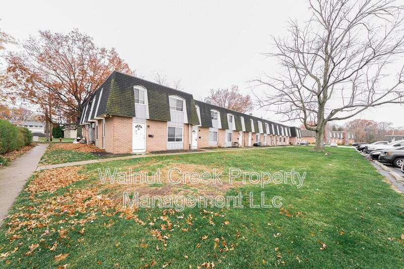 2 Bed - 1.5 Bath - Townhome in Lorain property image