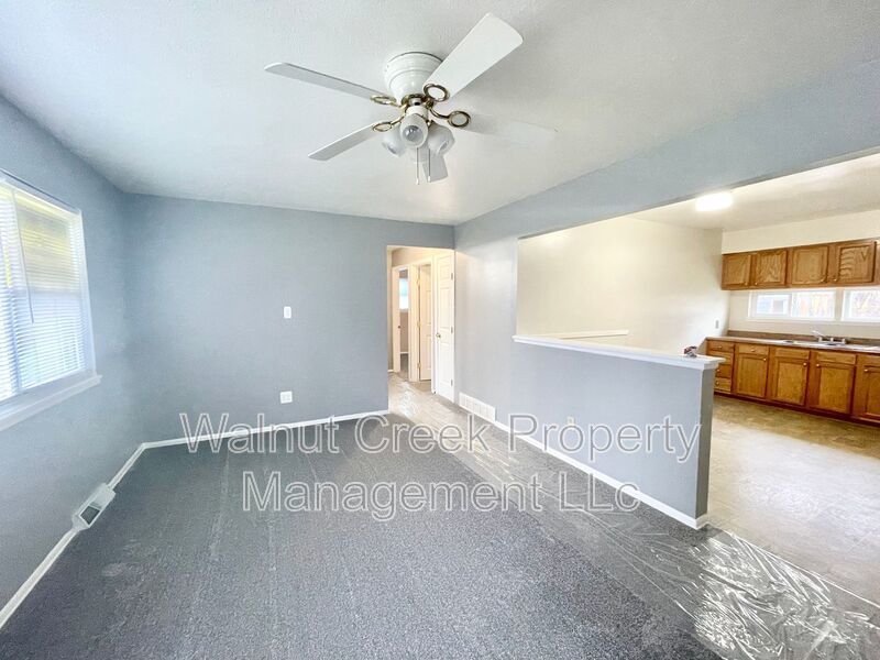 3 Bed -1 Bath Single Family in Elyria property image