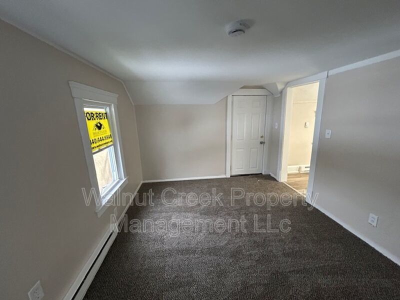 1 Bed - 1 Bath in Elyria - Above Garage Unit property image