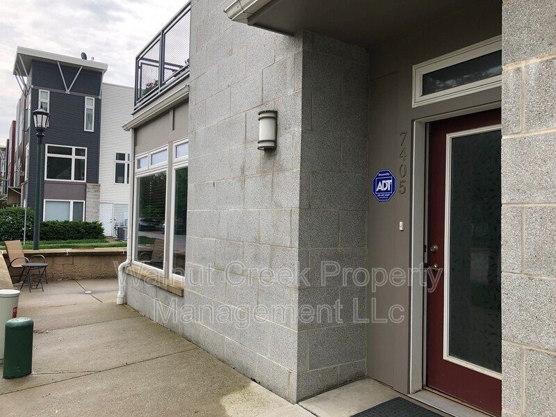 Located in the Detroit-Shoreway Area property image