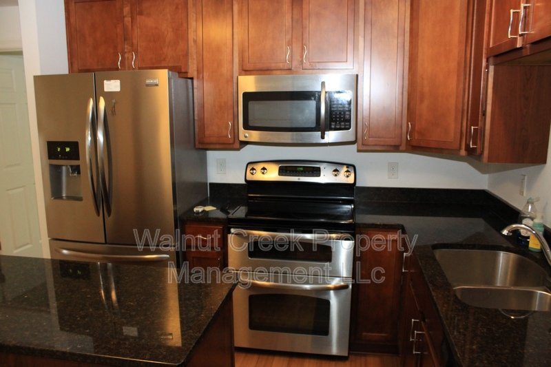 Located in the Detroit-Shoreway Area property image