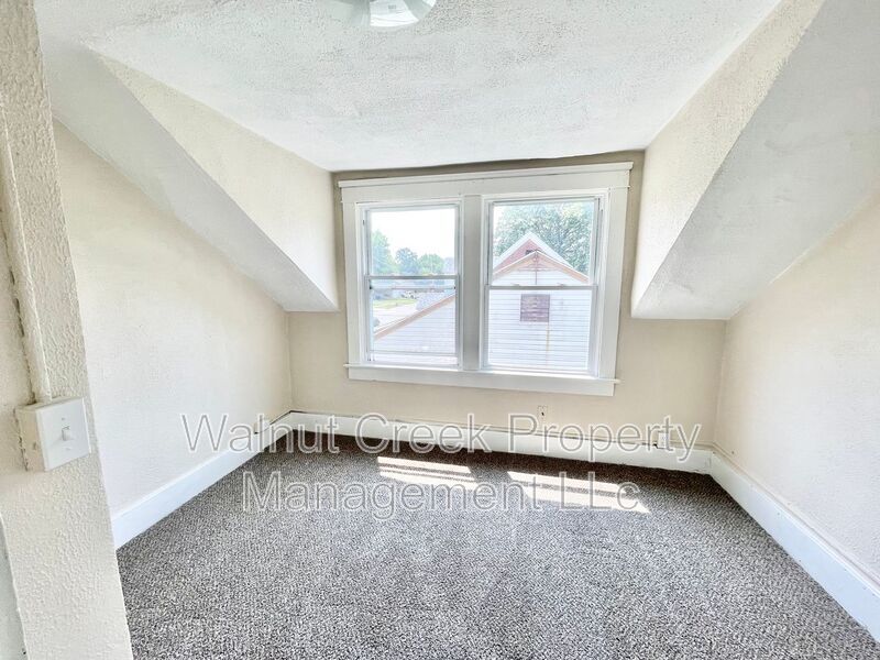 3074 Toledo Avenue property image