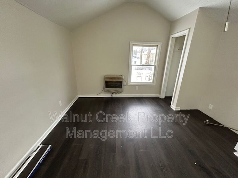 Studio Apartment in Elyria - All Utilities Included in Rent property image