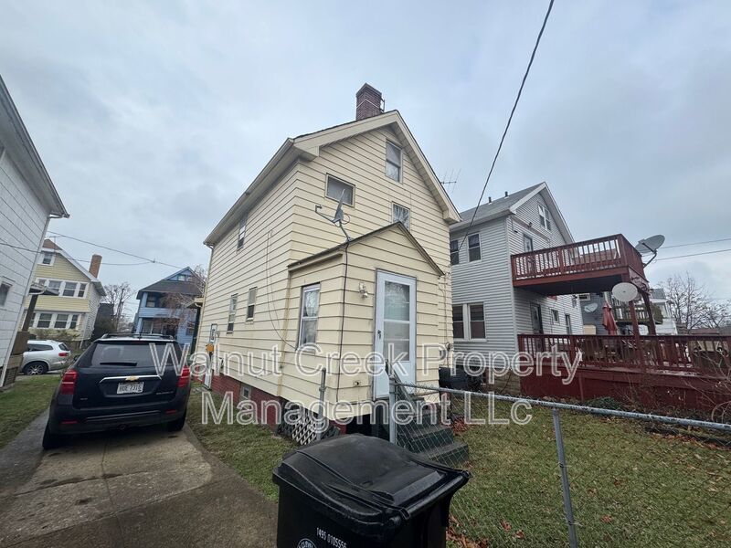 3 Bed 1 Bath Single Family Home property image