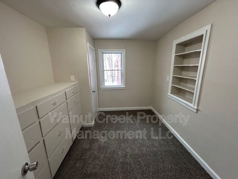 5 Bed - 1.5 Bath Single Family Home in Lorain property image