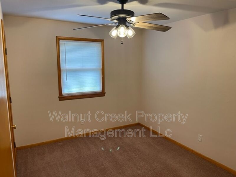 2 BR Apt, Central Air, Midview schools! property image