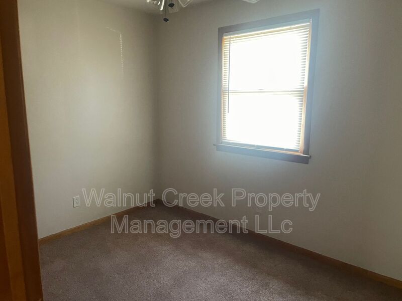 2 BR Apt, Central Air, Midview schools! property image