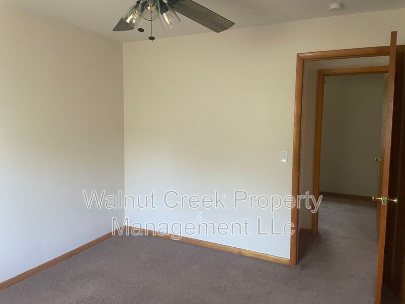 2 BR Apt, Central Air, Midview schools! property image