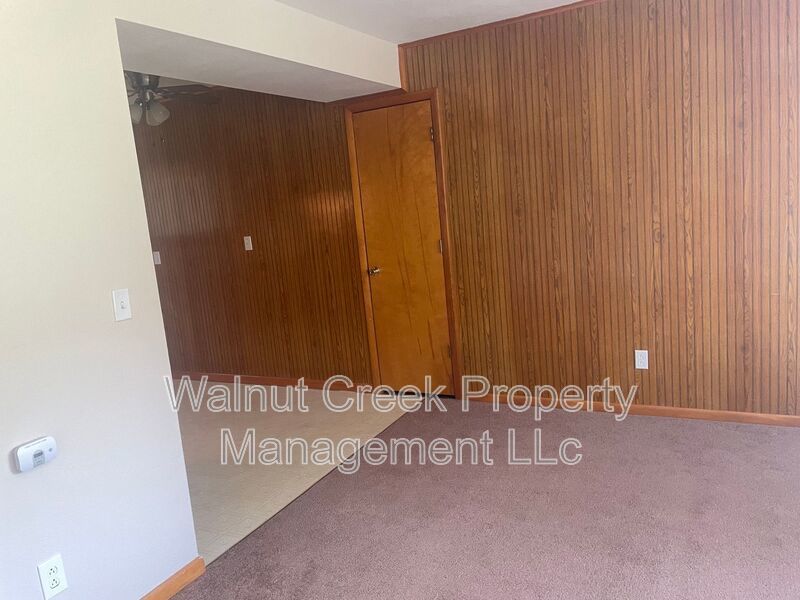 2 BR Apt, Central Air, Midview schools! property image