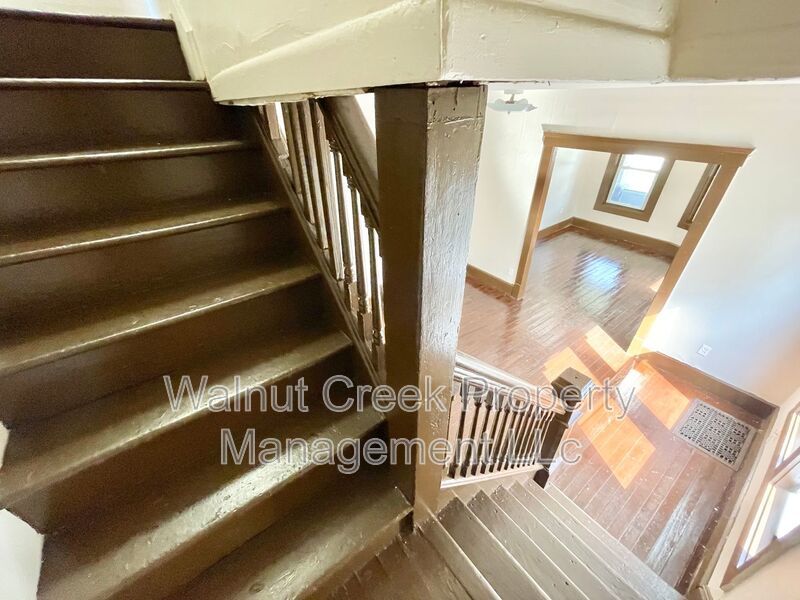 3 Bed - 1 Bath Duplex in Lorain property image