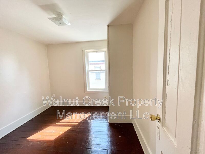 3 Bed - 1 Bath Duplex in Lorain property image