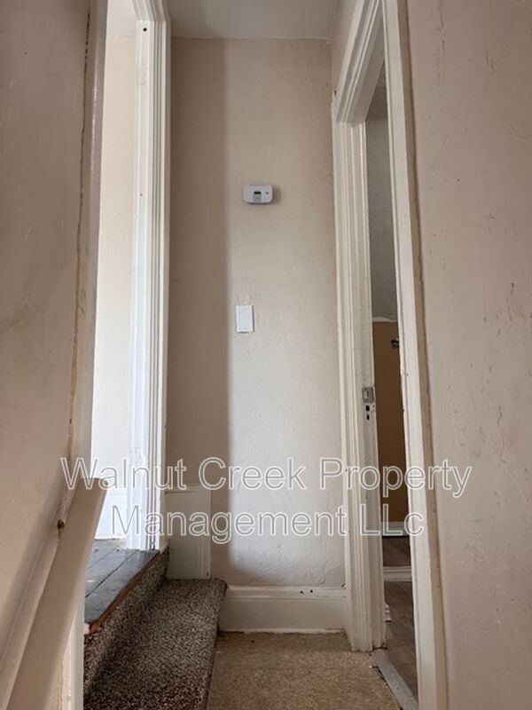 4 Bed - 1.5 Bath - Single Family Home in Lorain property image