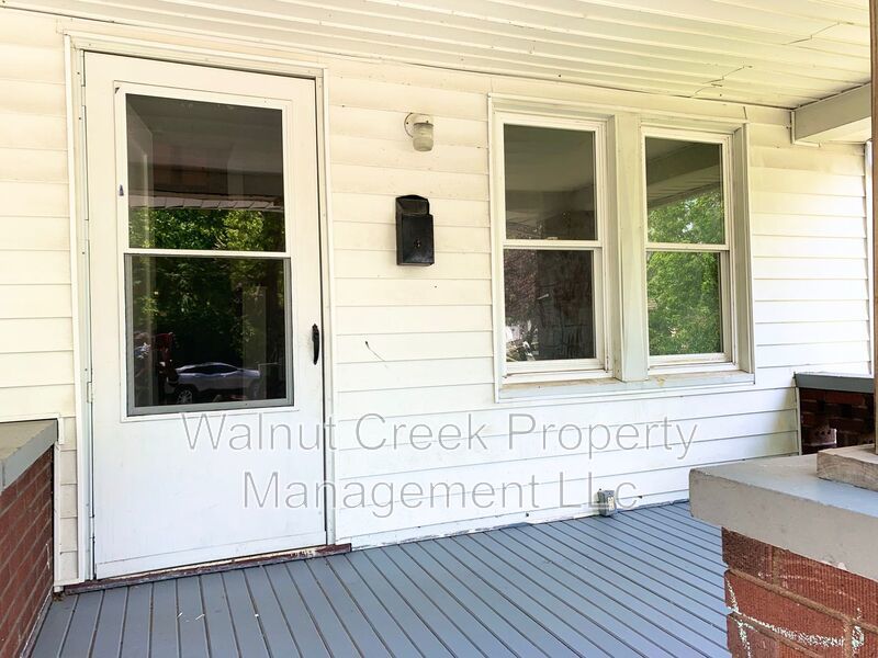 2 BEDROOM Duplex property image