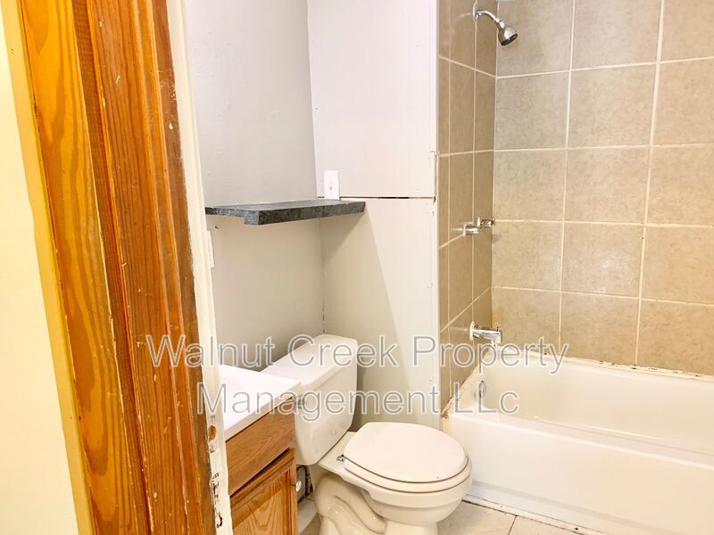 2 BEDROOM Duplex property image