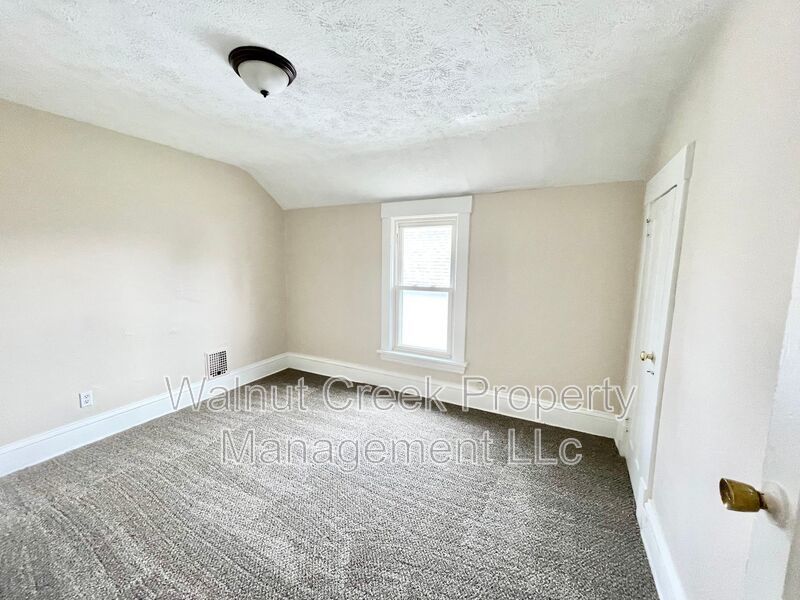 3 Bed- 1 Bath in Lorain property image