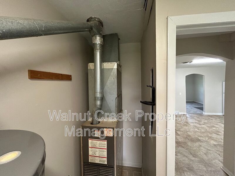 2 Bed- 1 Bath - Single Family Home property image