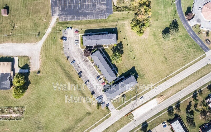 Large/Nice/Quiet complex in Lorain County . 2 Bdrm units -1000 sq property image