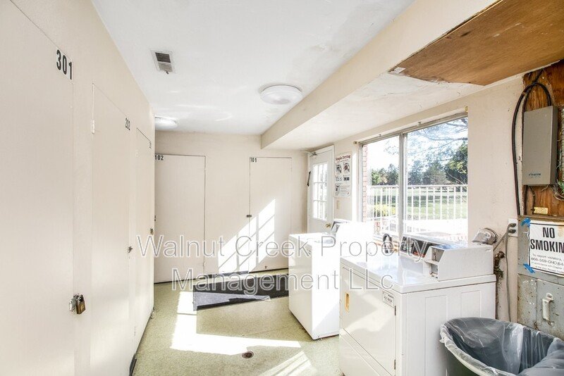 Large/Nice/Quiet complex in Lorain County . 2 Bdrm units -1000 sq property image