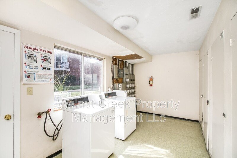 Large/Nice/Quiet complex in Lorain County . 2 Bdrm units -1000 sq property image