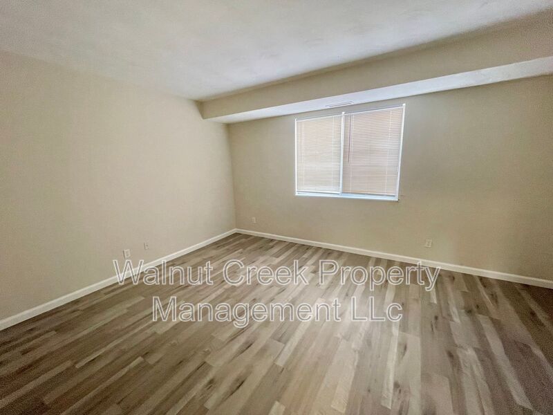 Large/Nice/Quiet complex in Lorain County . 2 Bdrm units -1000 sq property image