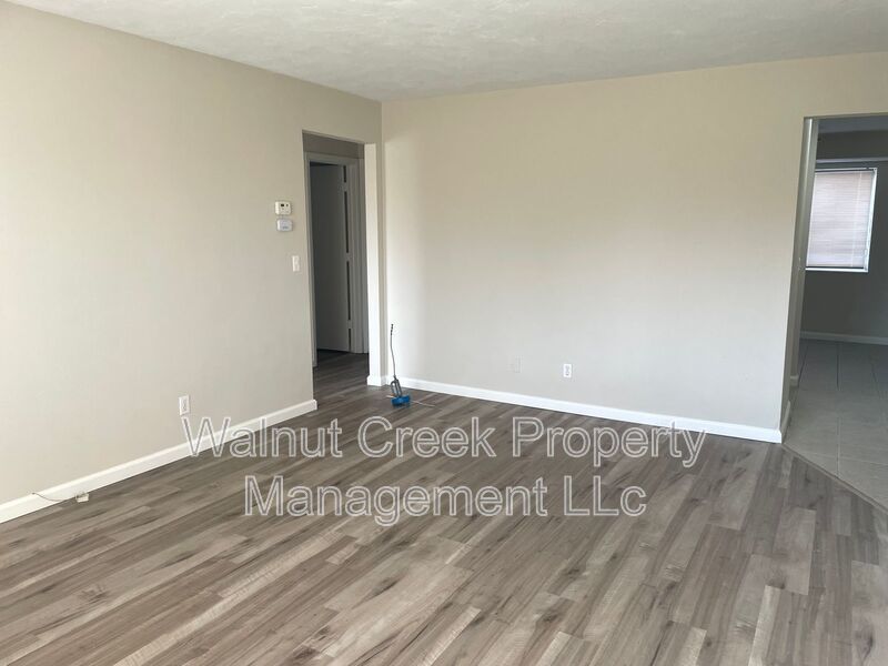 Large/Nice/Quiet complex in Lorain County . 2 Bdrm units -1000 sq property image