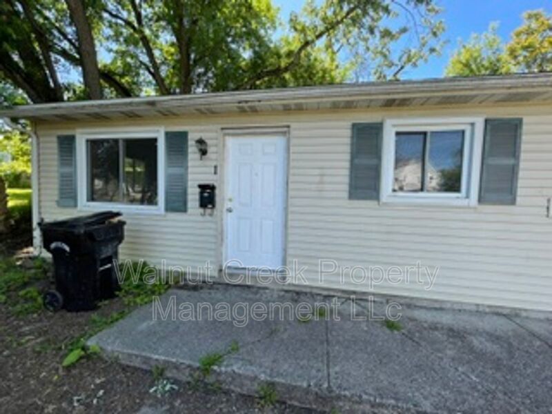 2 Bed 1 Bath - Triplex in Elyria property image