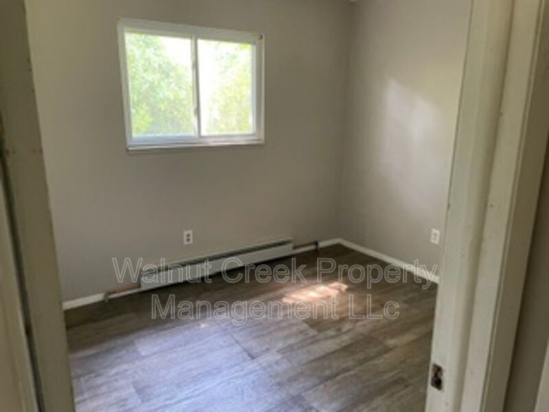 2 Bed 1 Bath - Triplex in Elyria property image